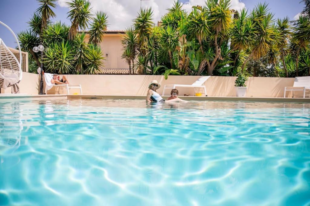 Villa Laoconte Piscina, Jacuzzi E Biliardo Canicattì Extérieur photo