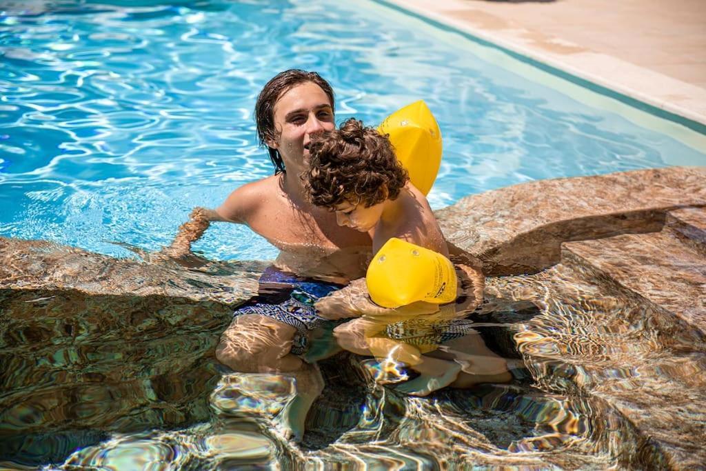 Villa Laoconte Piscina, Jacuzzi E Biliardo Canicattì Extérieur photo