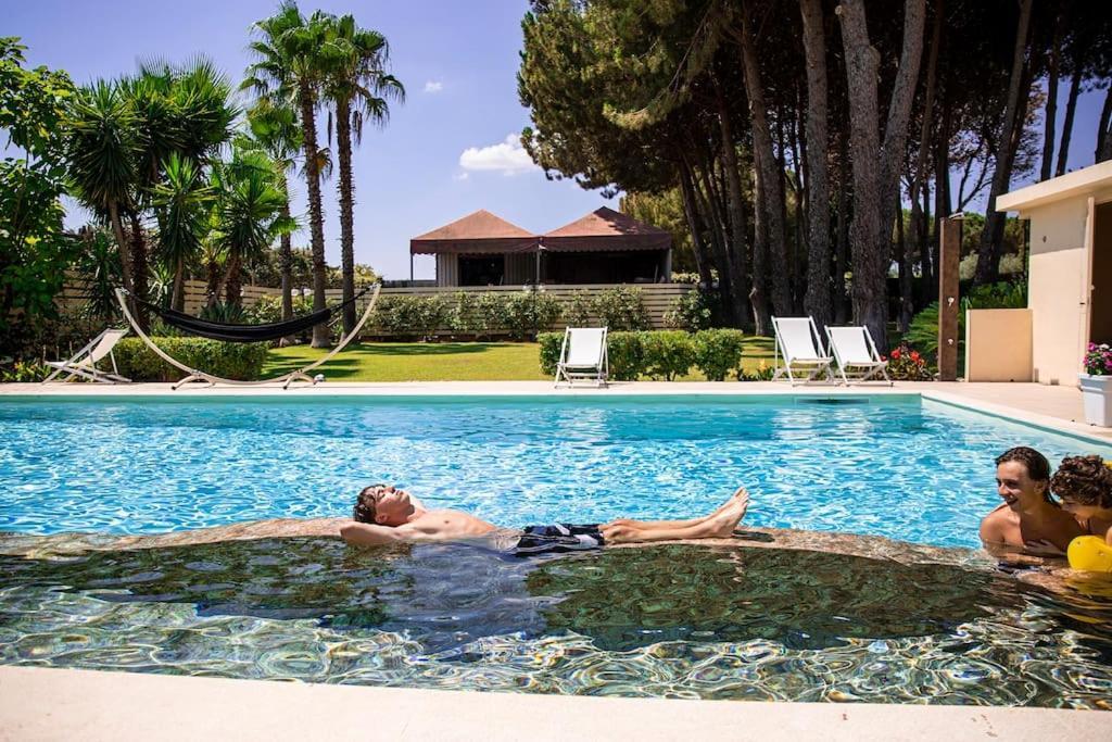 Villa Laoconte Piscina, Jacuzzi E Biliardo Canicattì Extérieur photo